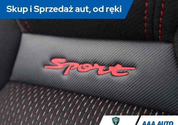 Suzuki Swift cena 71000 przebieg: 60990, rok produkcji 2019 z Jasień małe 379